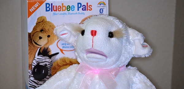 Bluebee Pals is a Fun, Interactive Plush #HH2014 #BluebeePals