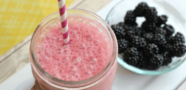 Kid-Friendly Blackberry Vanilla Yogurt Smoothie Recipe
