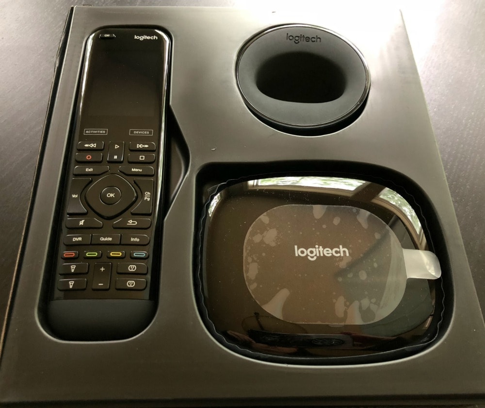 Logitech Harmony Elite package