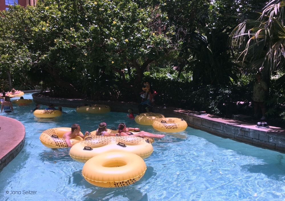 the lazy river at Disney Aulani