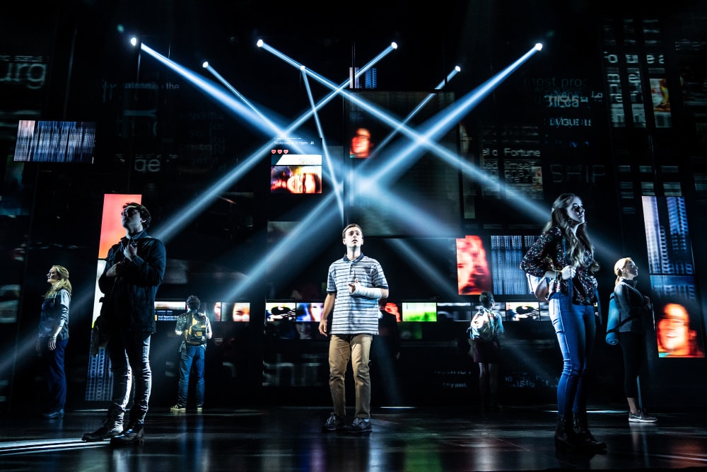 DEAR-EVAN-HANSEN