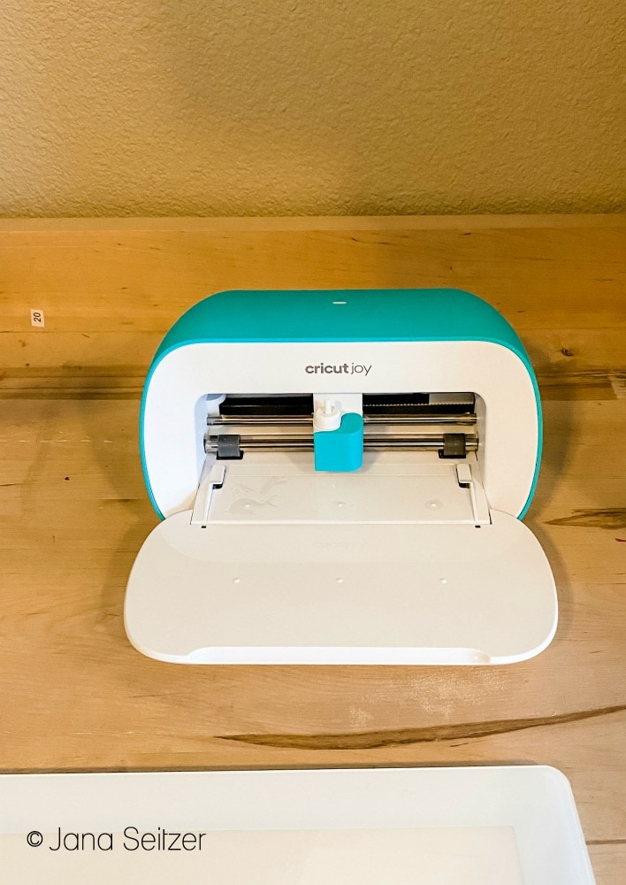 cricut joy open on desk