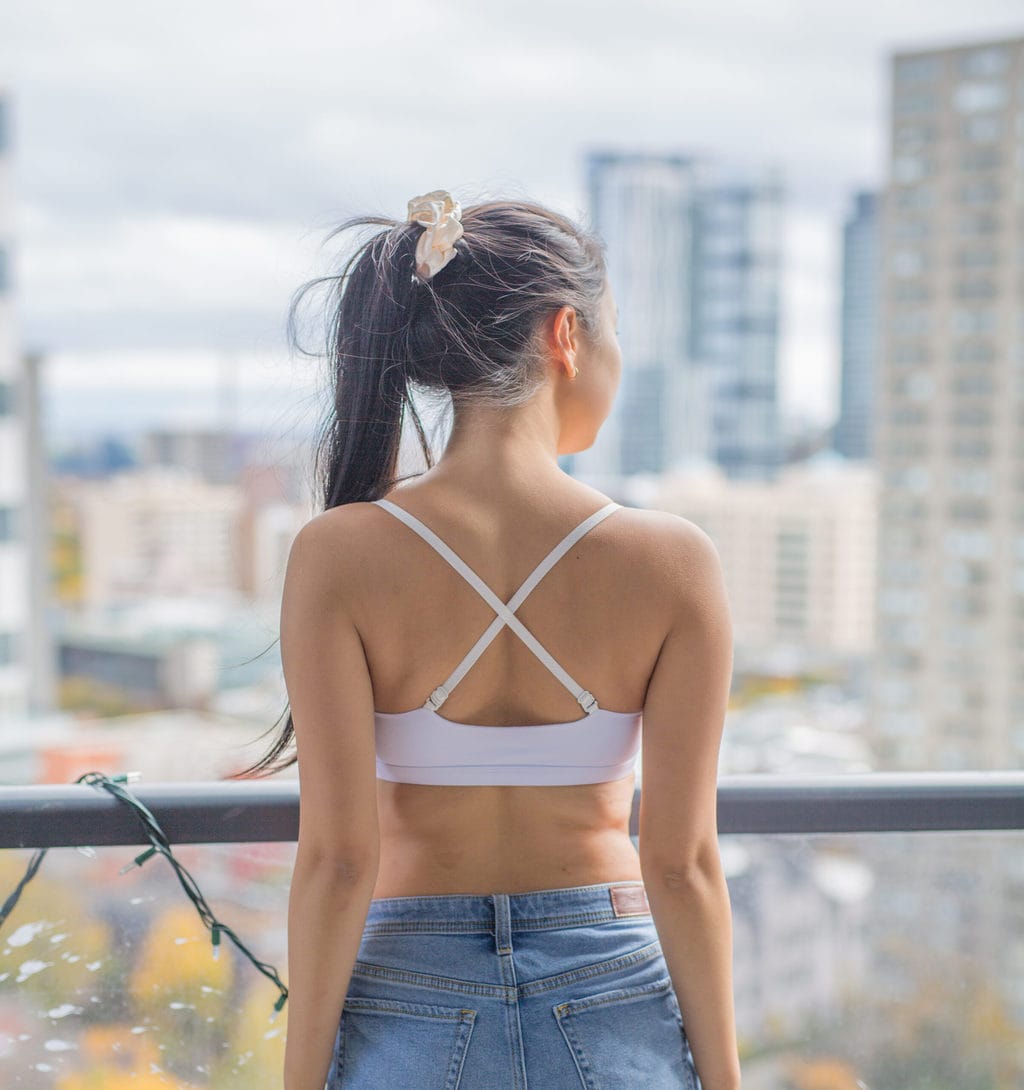 How to Introduce your Daughter to Wearing a Bra - apricotton lifestyle image