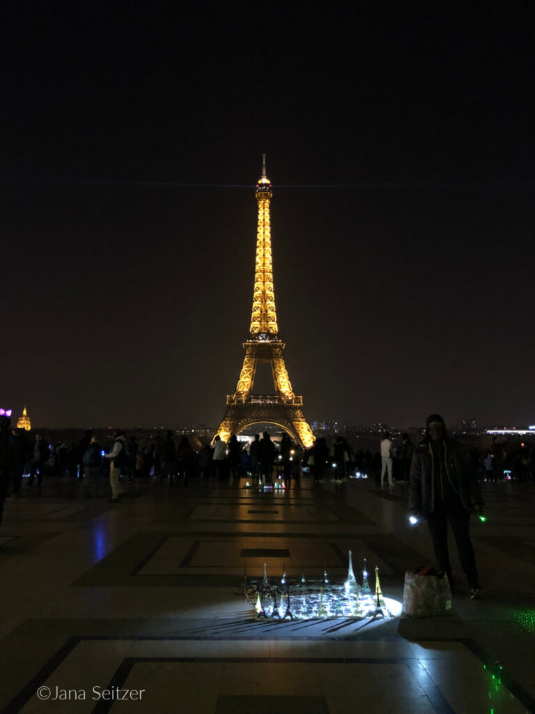 Trocadéro Eiffel Tower View eve